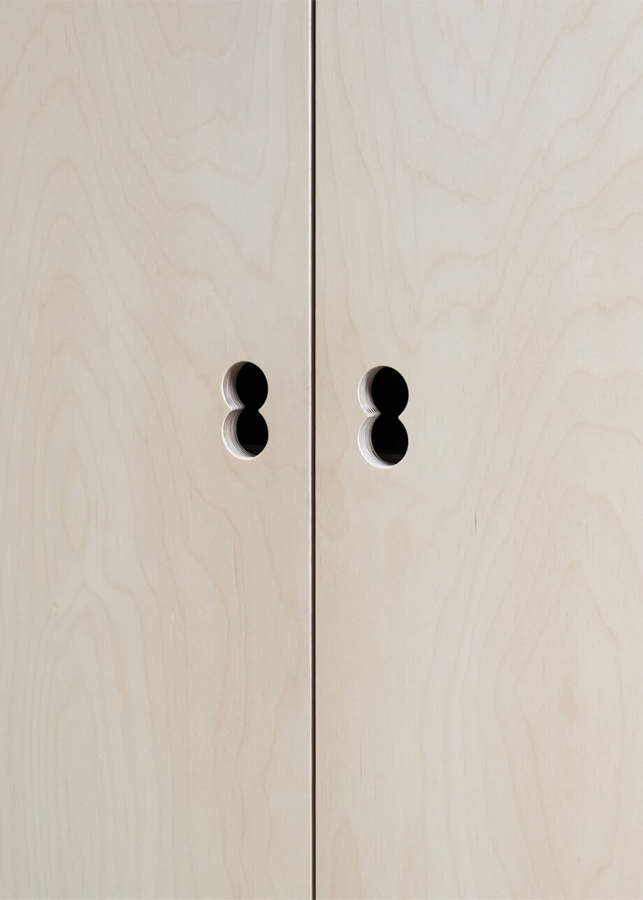 Bresic Whitney, Rosebery